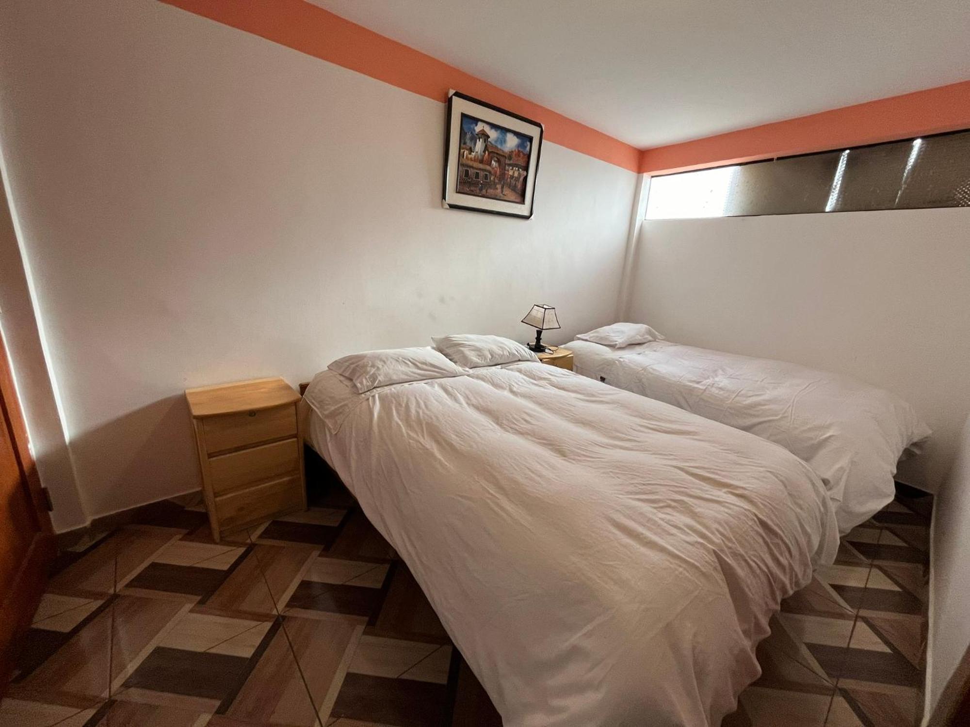 אויאנטאיטמבו Hostal Apu Qhawarina מראה חיצוני תמונה