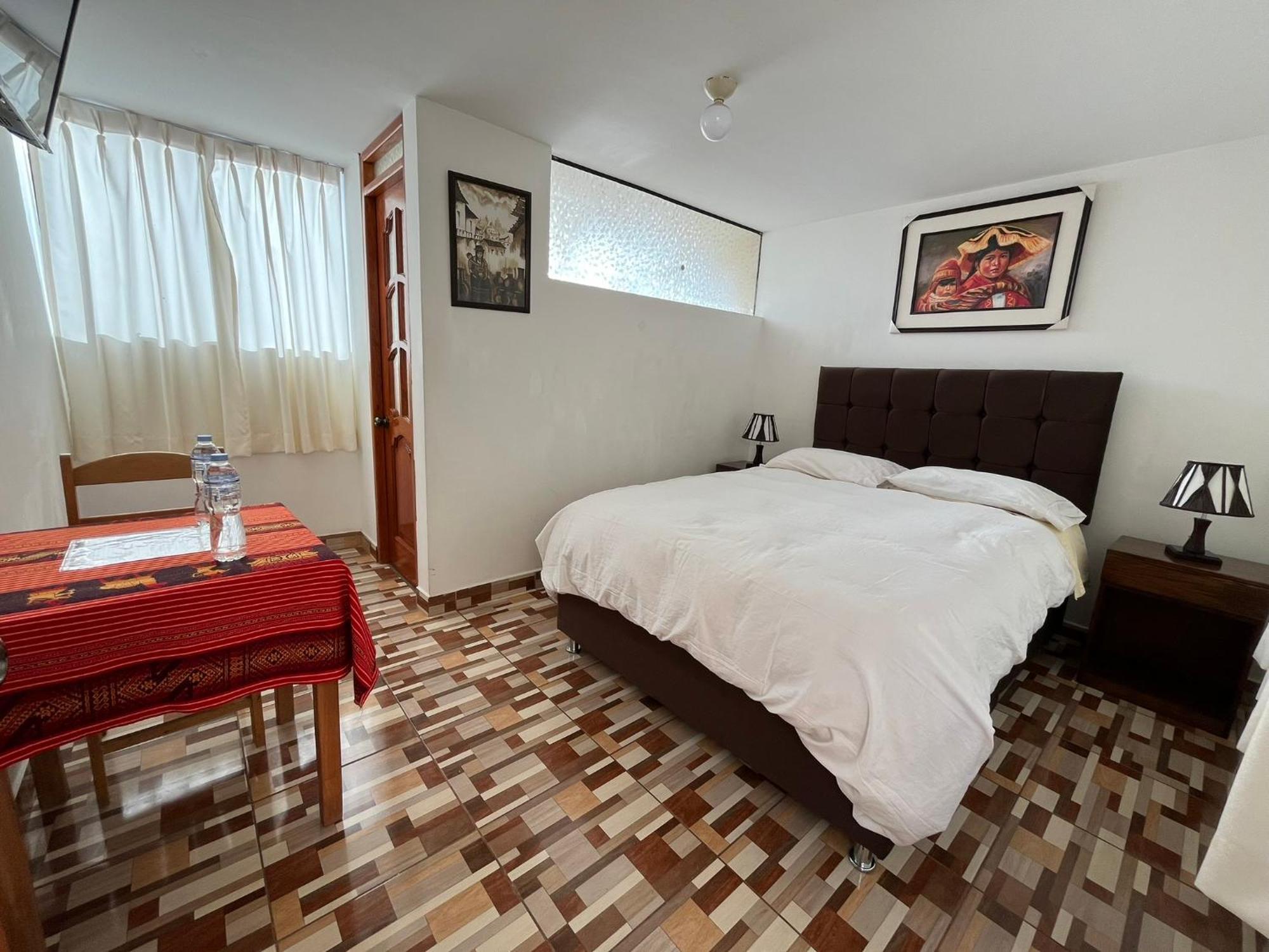 אויאנטאיטמבו Hostal Apu Qhawarina מראה חיצוני תמונה