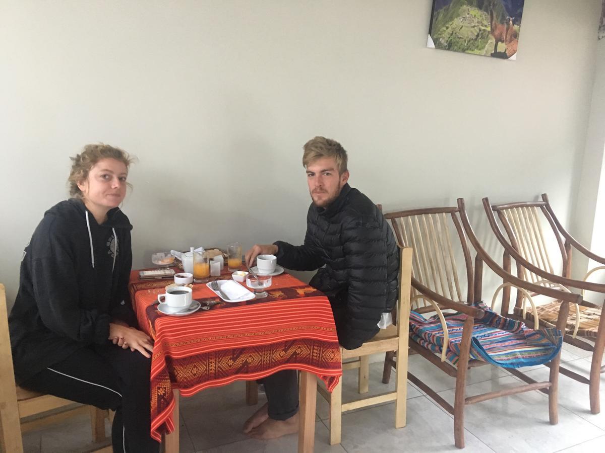 אויאנטאיטמבו Hostal Apu Qhawarina מראה חיצוני תמונה